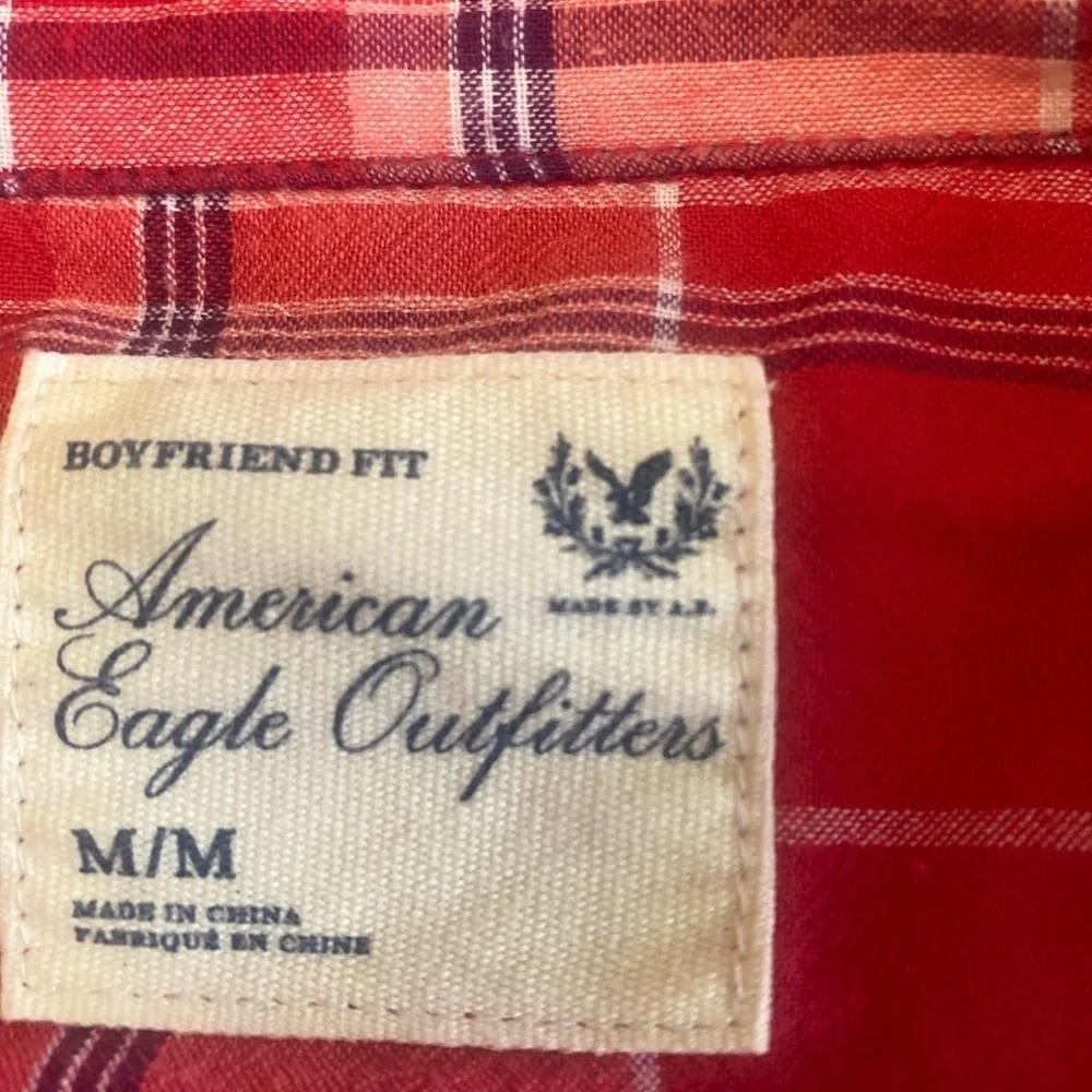 American Eagle Outfitters Red and White Relaxed Button Down Shirt